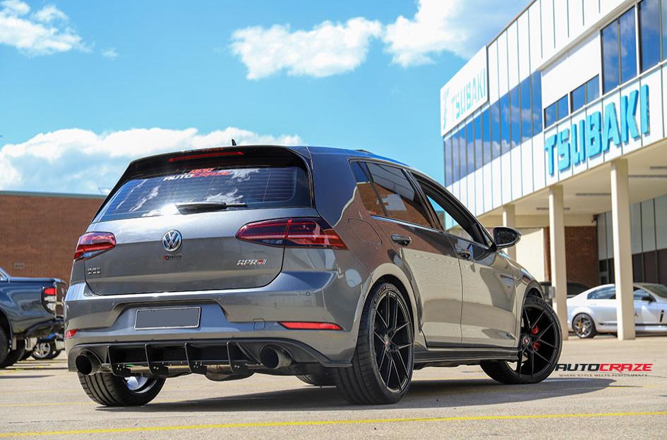 VOLKSWAGEN GOLF IFG 39 BLACK